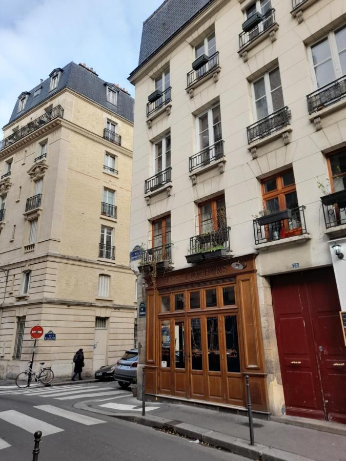 Cosy 2 Pieces Typiquement Parisien A Notre-Dame Διαμέρισμα Εξωτερικό φωτογραφία